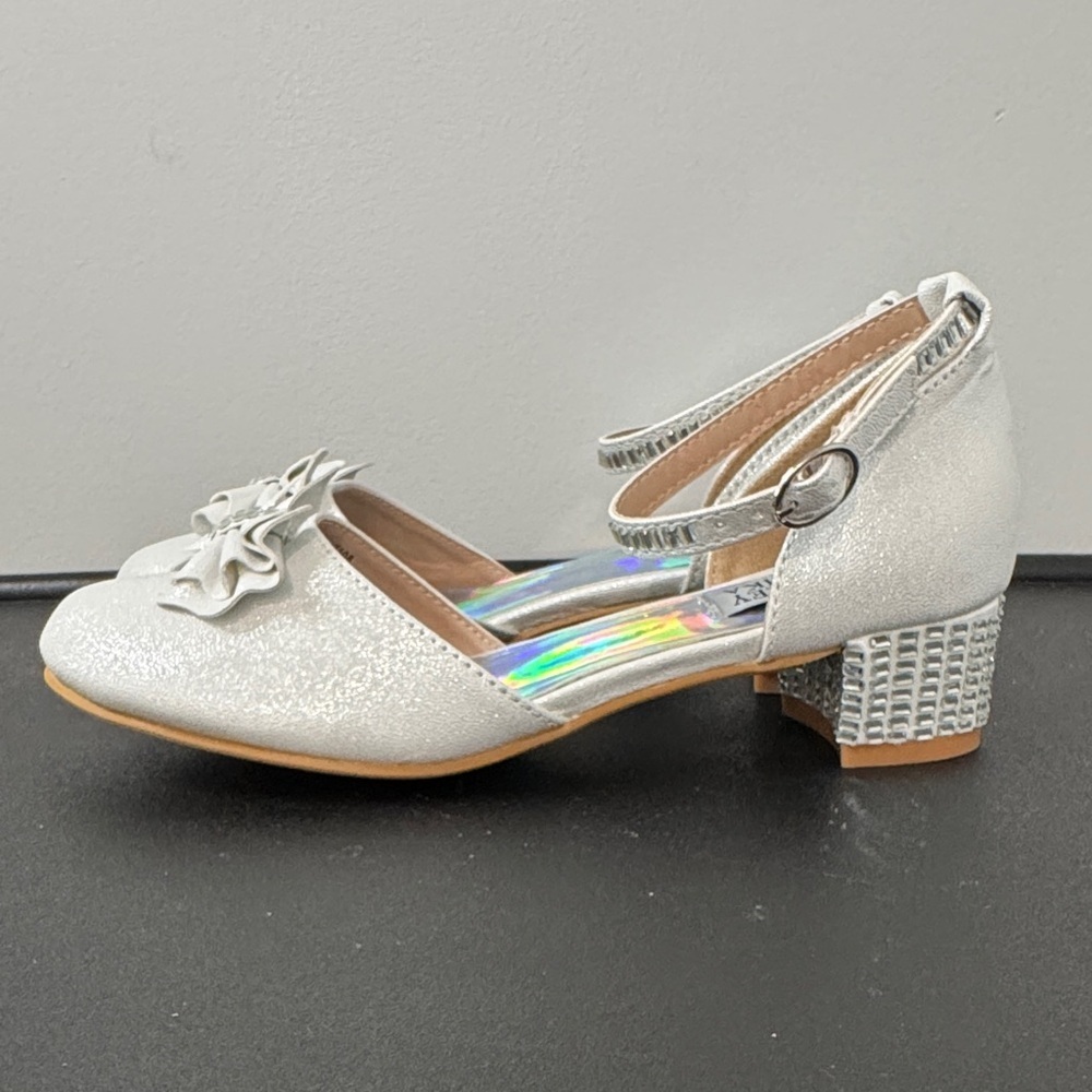 Badgley Mischka Little Girls Dress Shoes Silver Size 1 New NWT